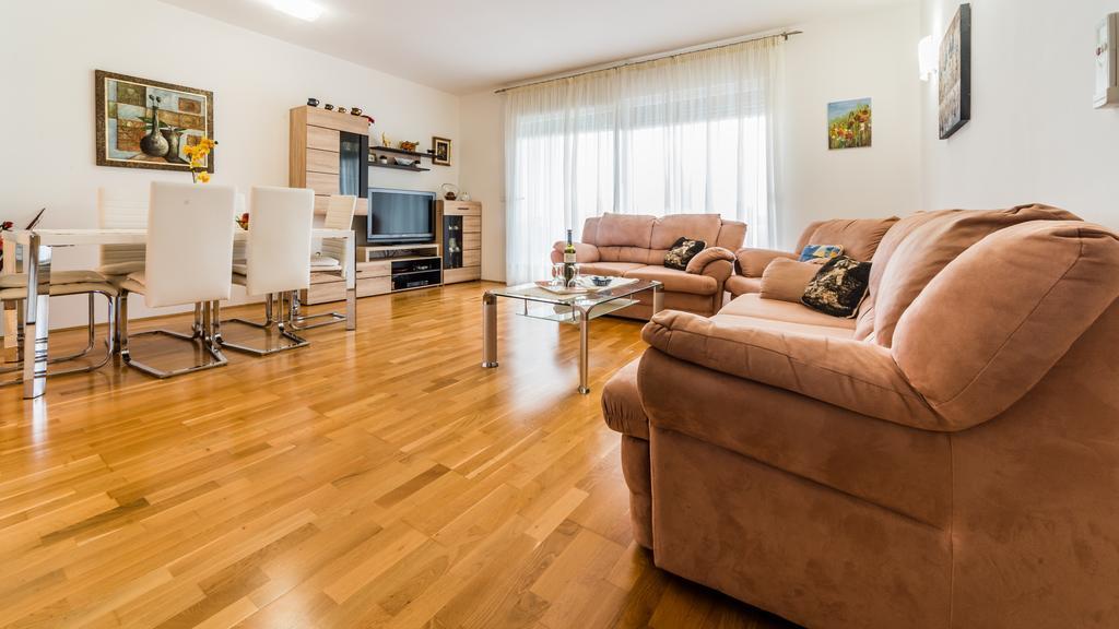 Apartment Luigia Novigrad Istria Exteriér fotografie